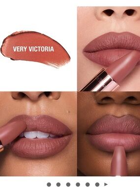 Very Victoria Charlotte Tilbury modern matte Lipstick